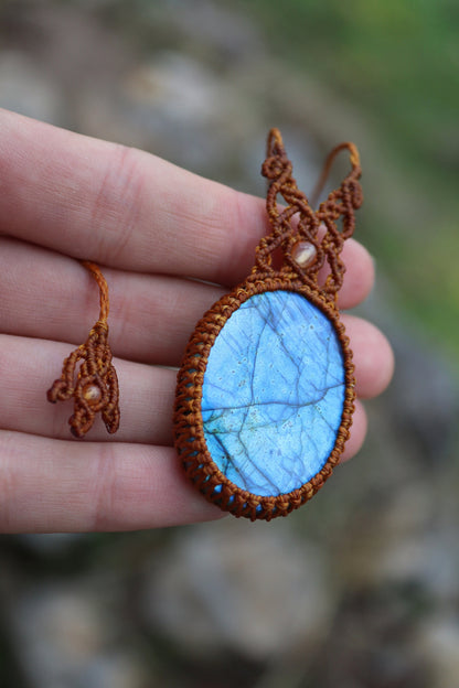 Boho Makramee blauer Labradorit Anhänger Halskette