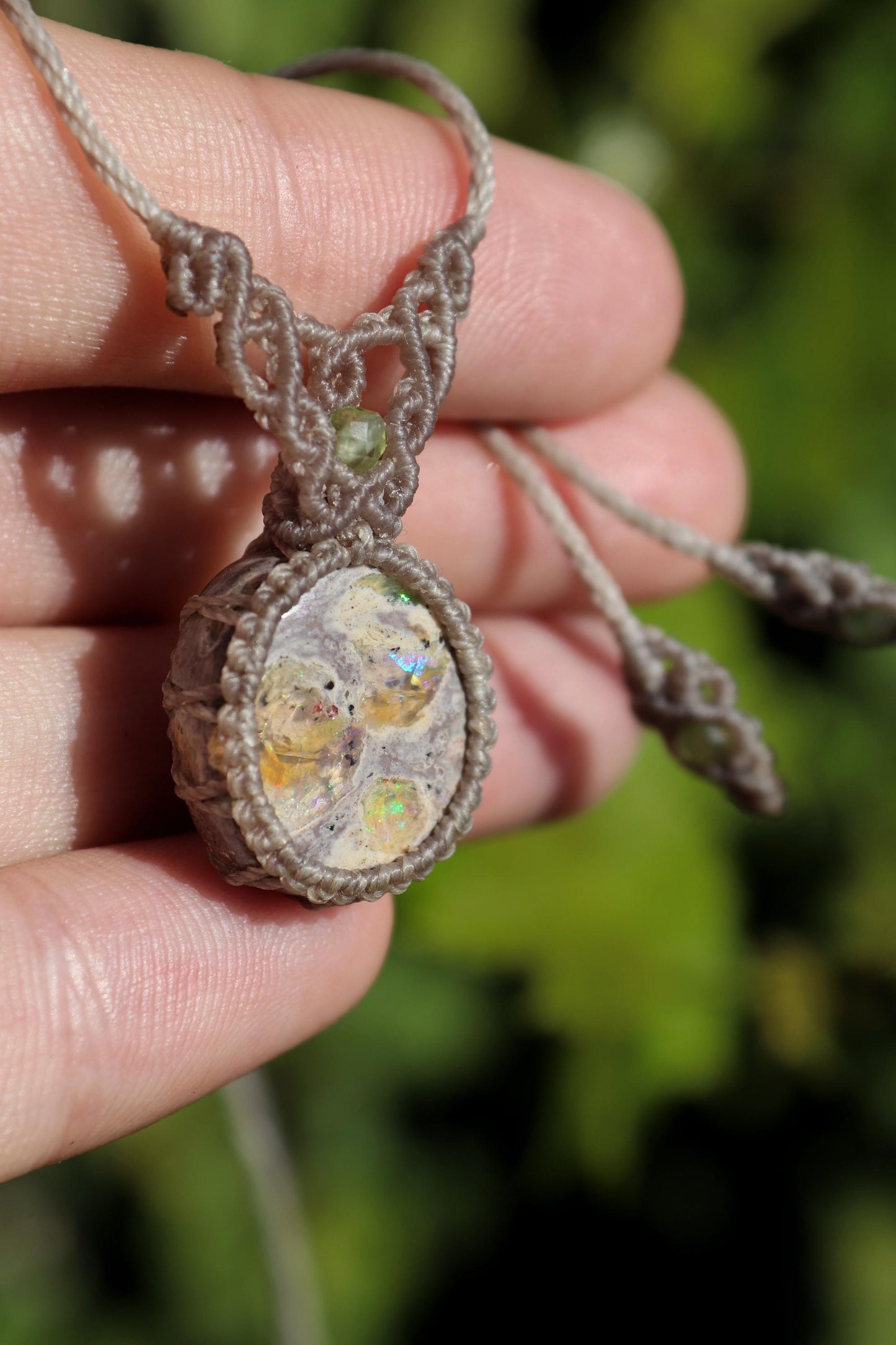 LAMEA Mexikanischer OPAL-Anhänger mit Peridot-Perlen