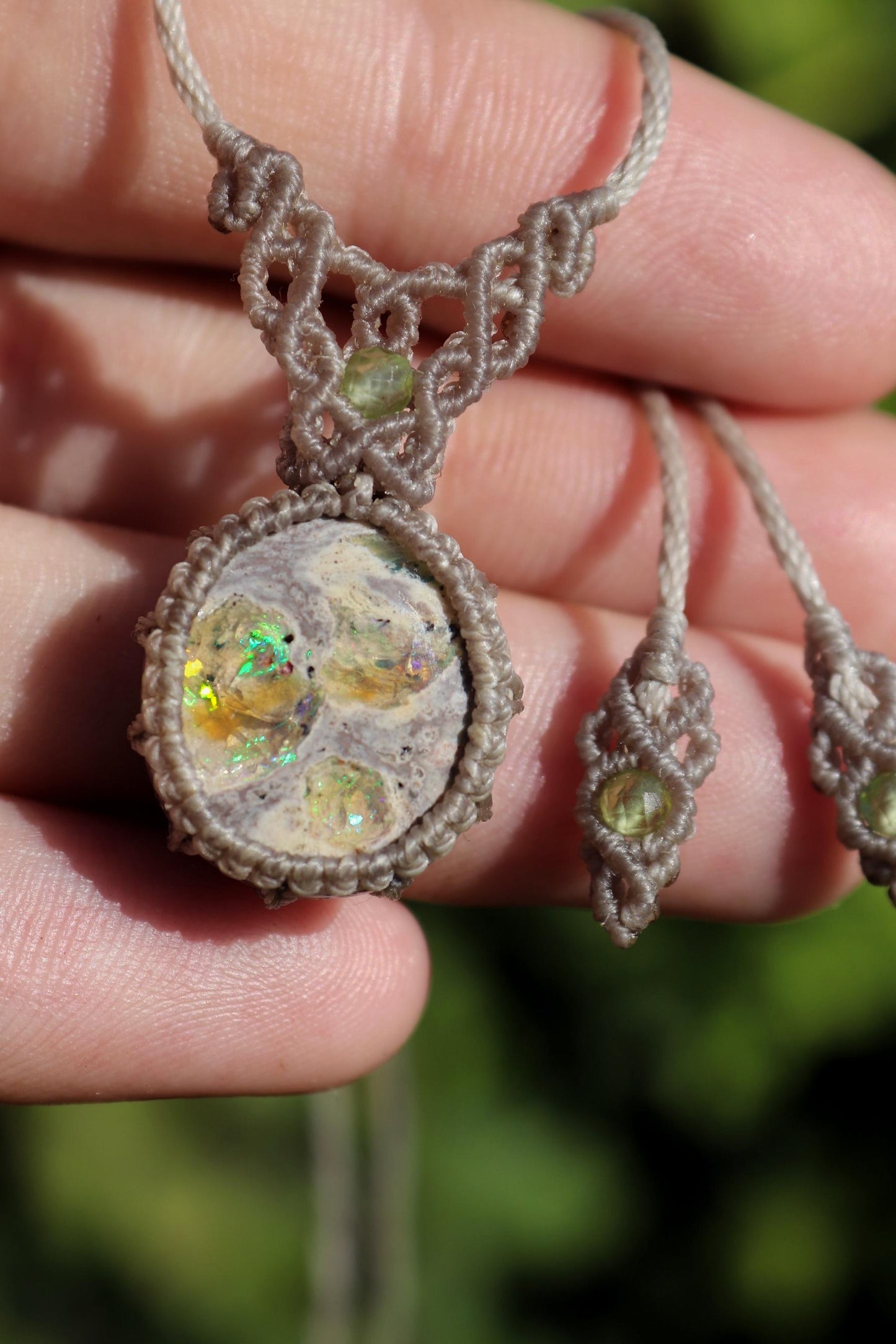 LAMEA Mexikanischer OPAL-Anhänger mit Peridot-Perlen