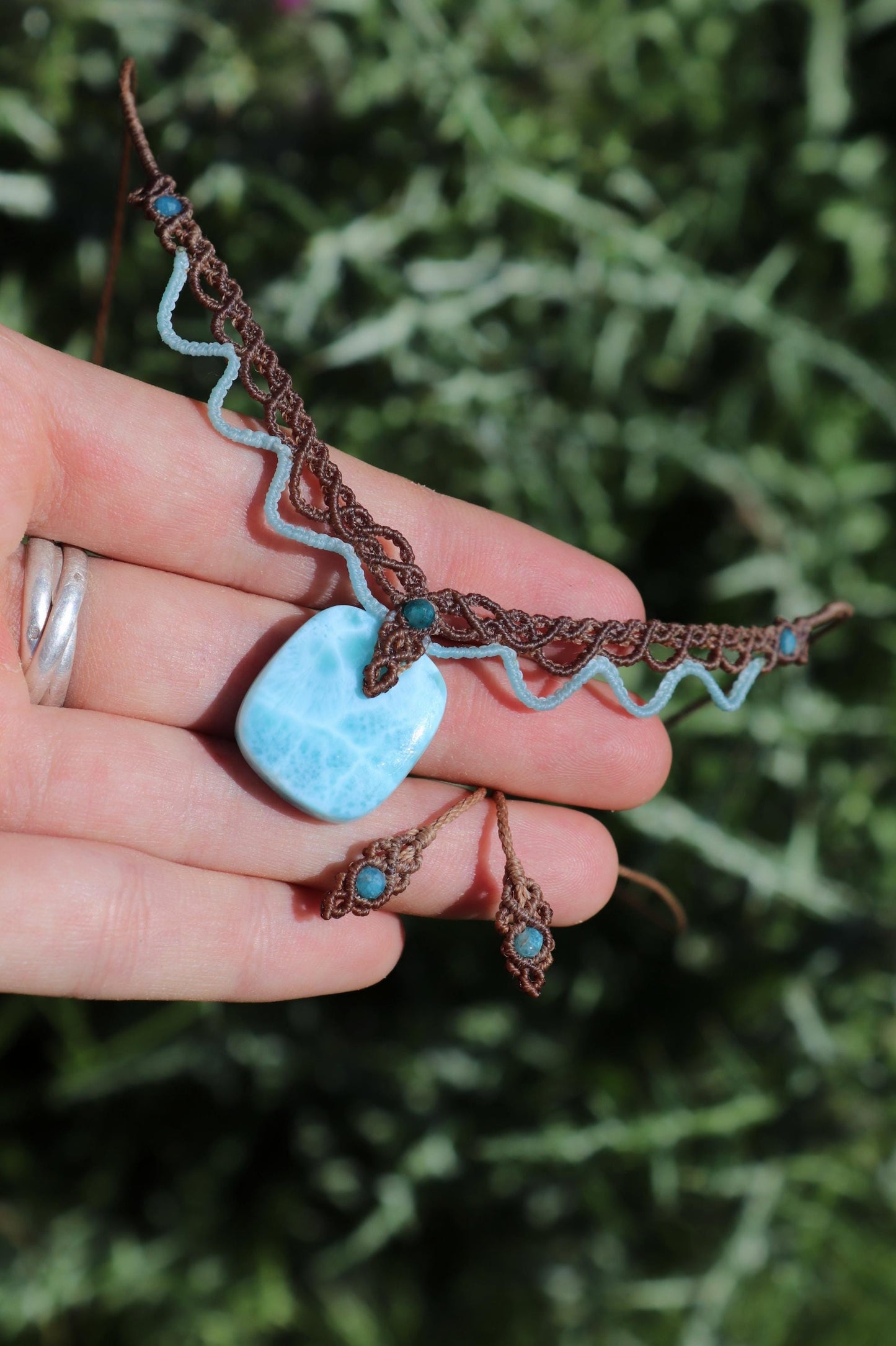 LARIMAR Choker mit Apatitperlen