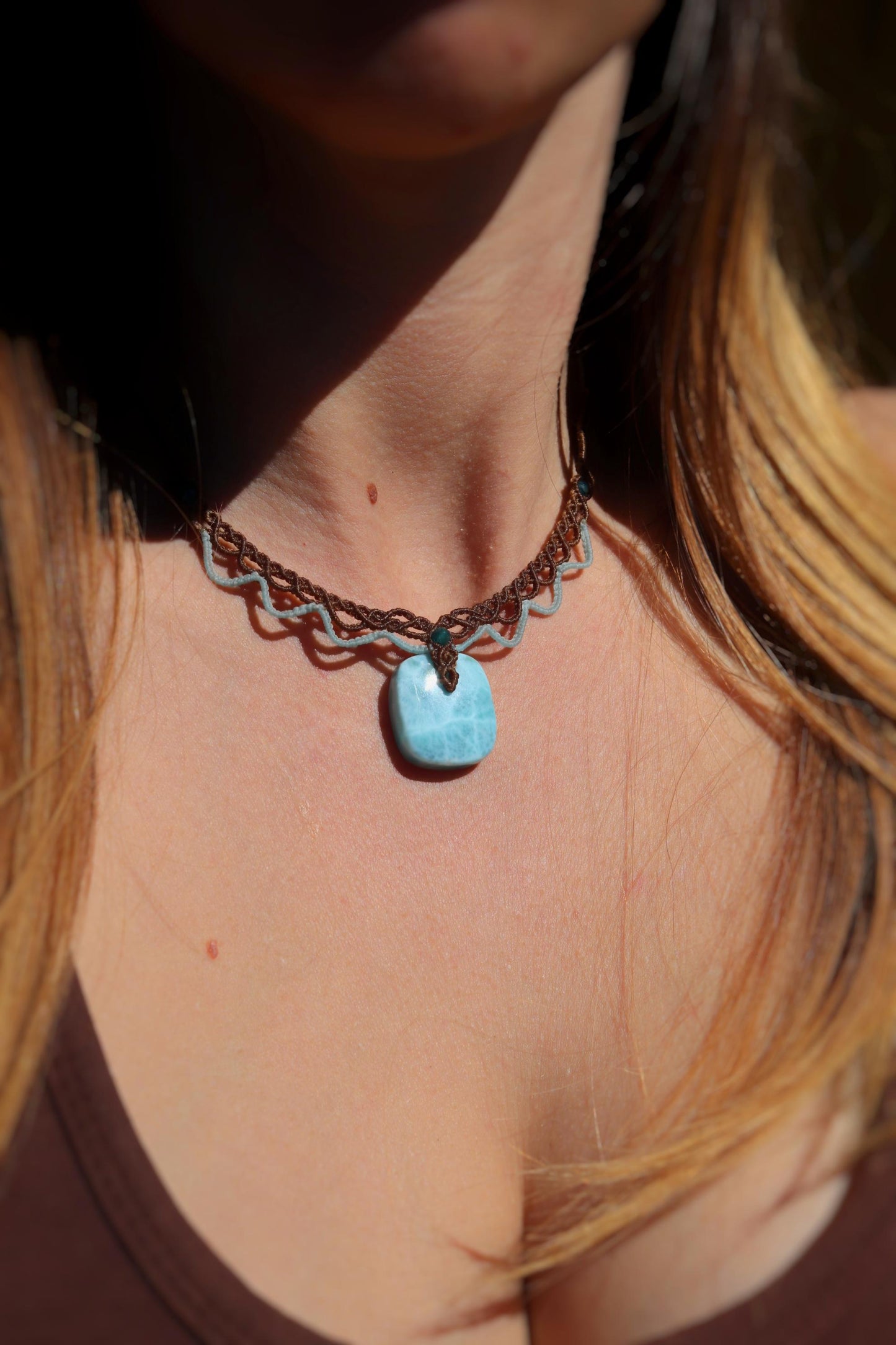 LARIMAR Choker mit Apatitperlen
