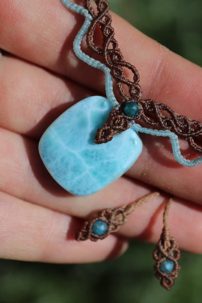 LARIMAR Choker mit Apatitperlen