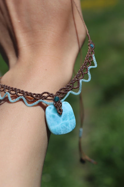 LARIMAR Choker mit Apatitperlen