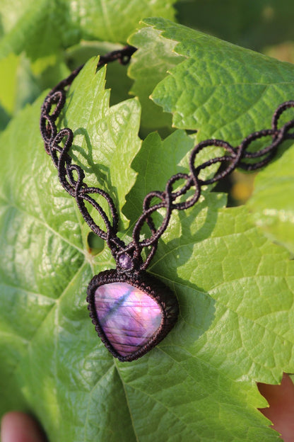 Eleganter violetter SPECTROLITH-Choker