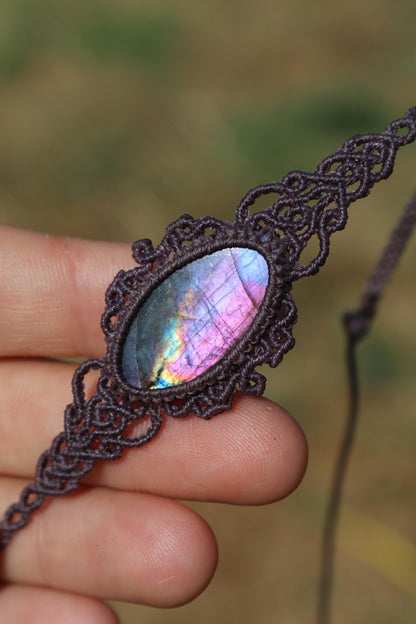 Echtes violettes SPECTROLITE Halsband/Collier