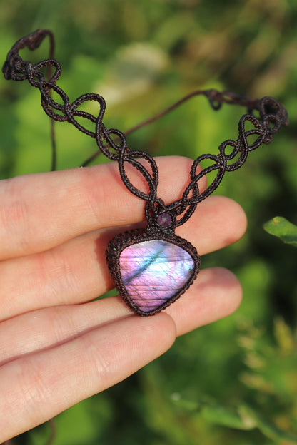 Eleganter violetter SPECTROLITH-Choker