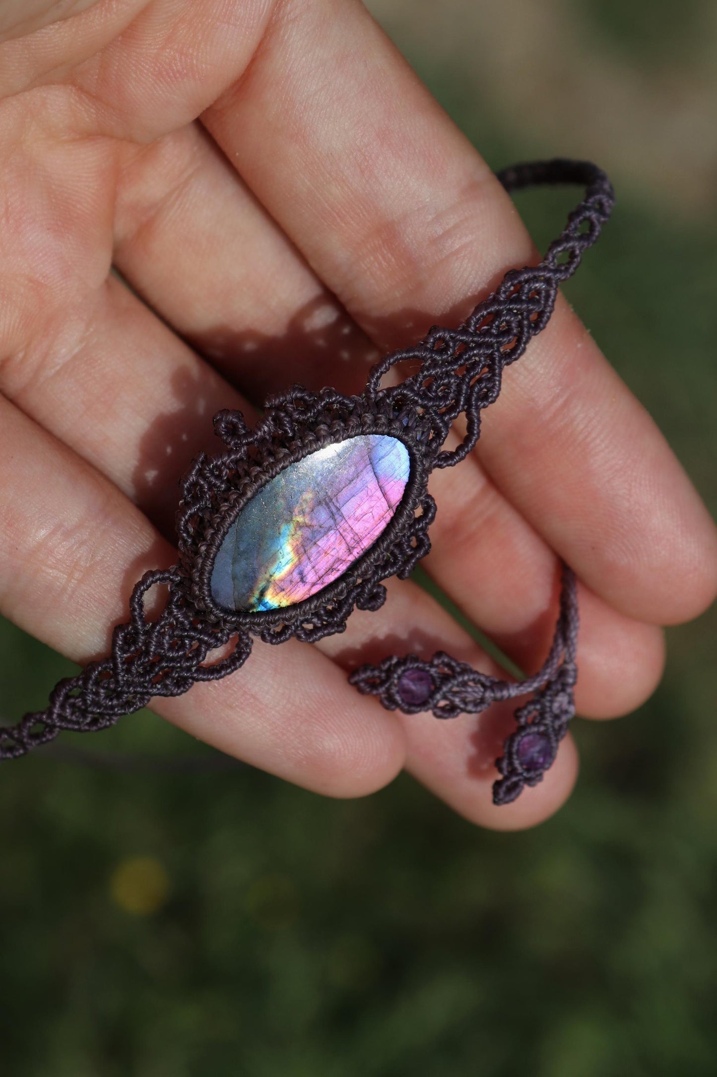 Echtes violettes SPECTROLITE Halsband/Collier