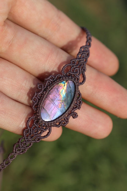 Echtes violettes SPECTROLITE Halsband/Collier