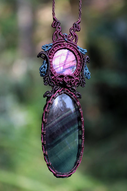ASTRAL REALMS kosmische FLUORIT- und violette Spectrolith-Halskette