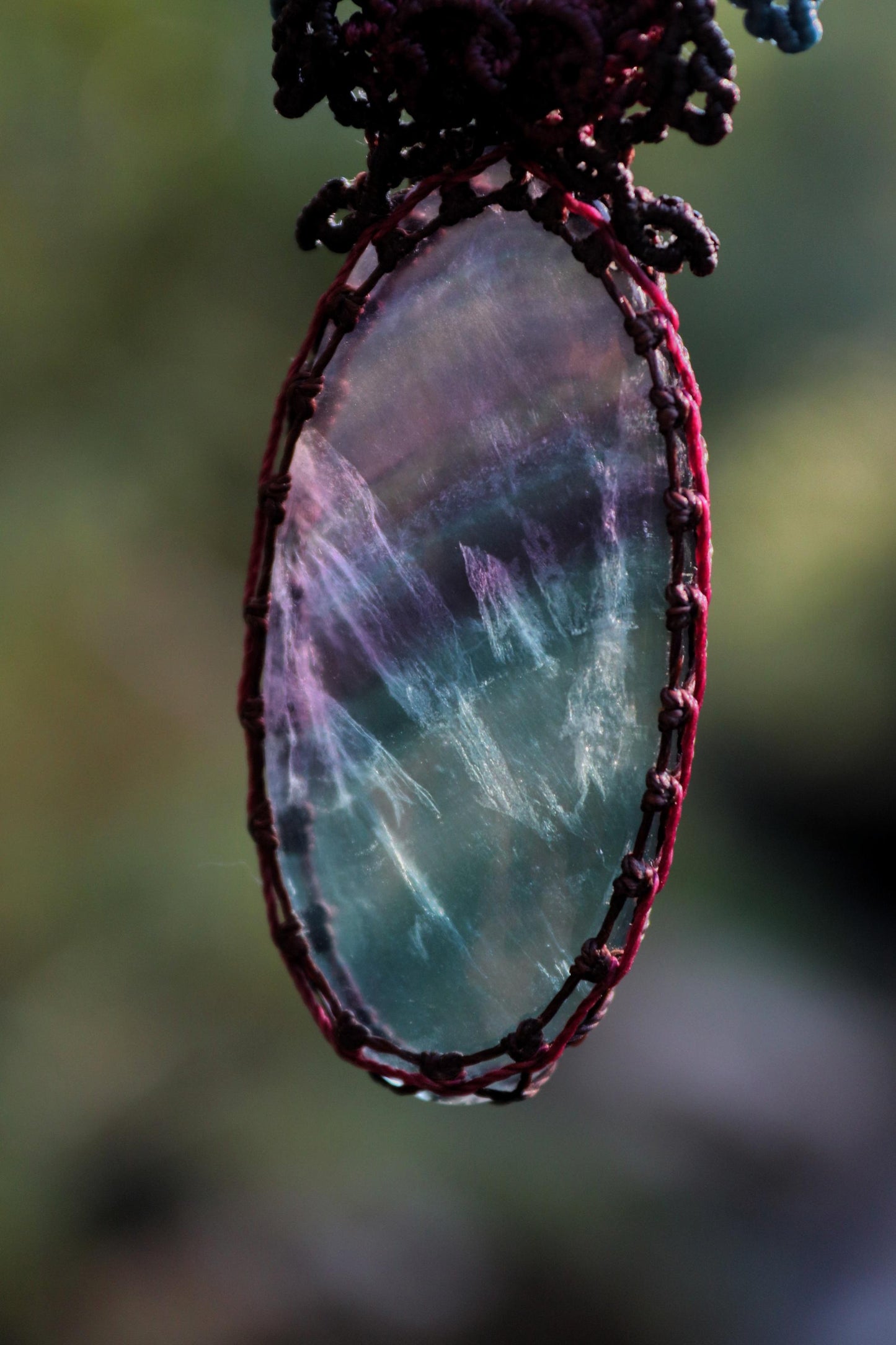 ASTRAL REALMS kosmische FLUORIT- und violette Spectrolith-Halskette