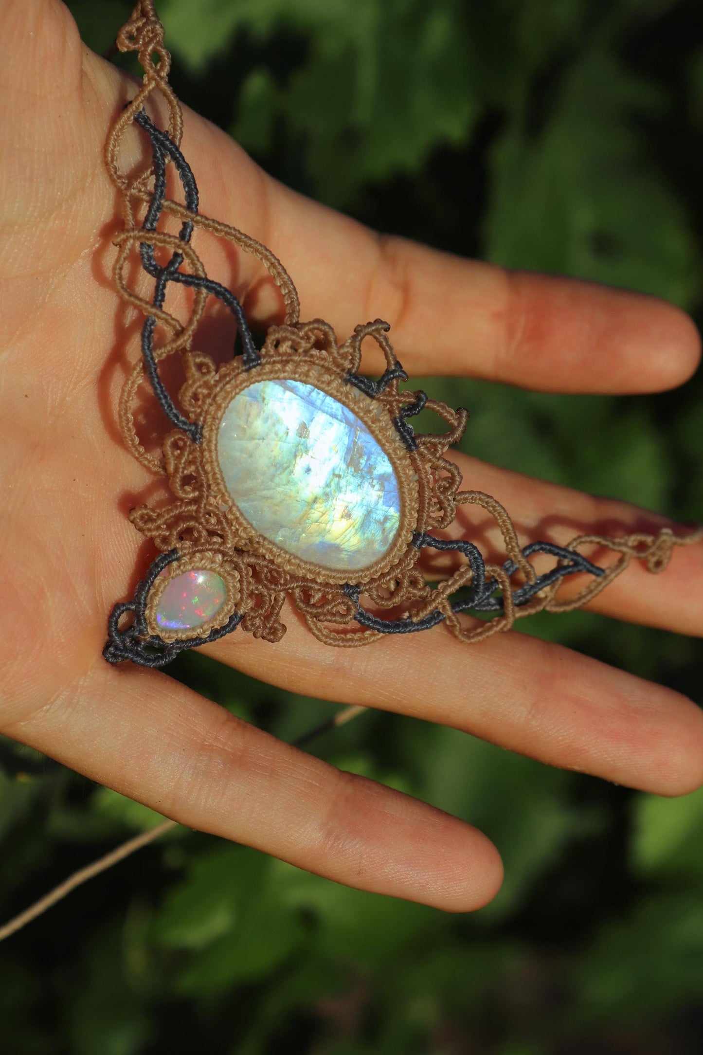Äthiopischer OPAL und MONDSTEIN Choker
