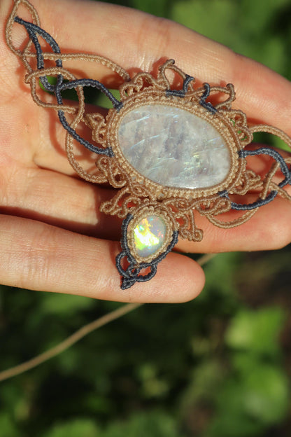 Äthiopischer OPAL und MONDSTEIN Choker