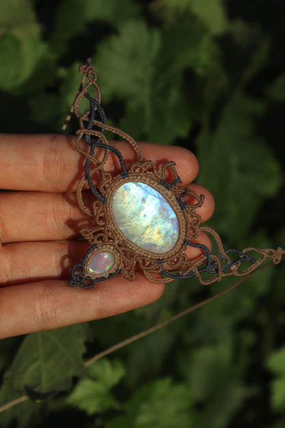 Äthiopischer OPAL und MONDSTEIN Choker