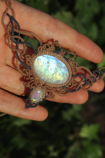 Äthiopischer OPAL und MONDSTEIN Choker