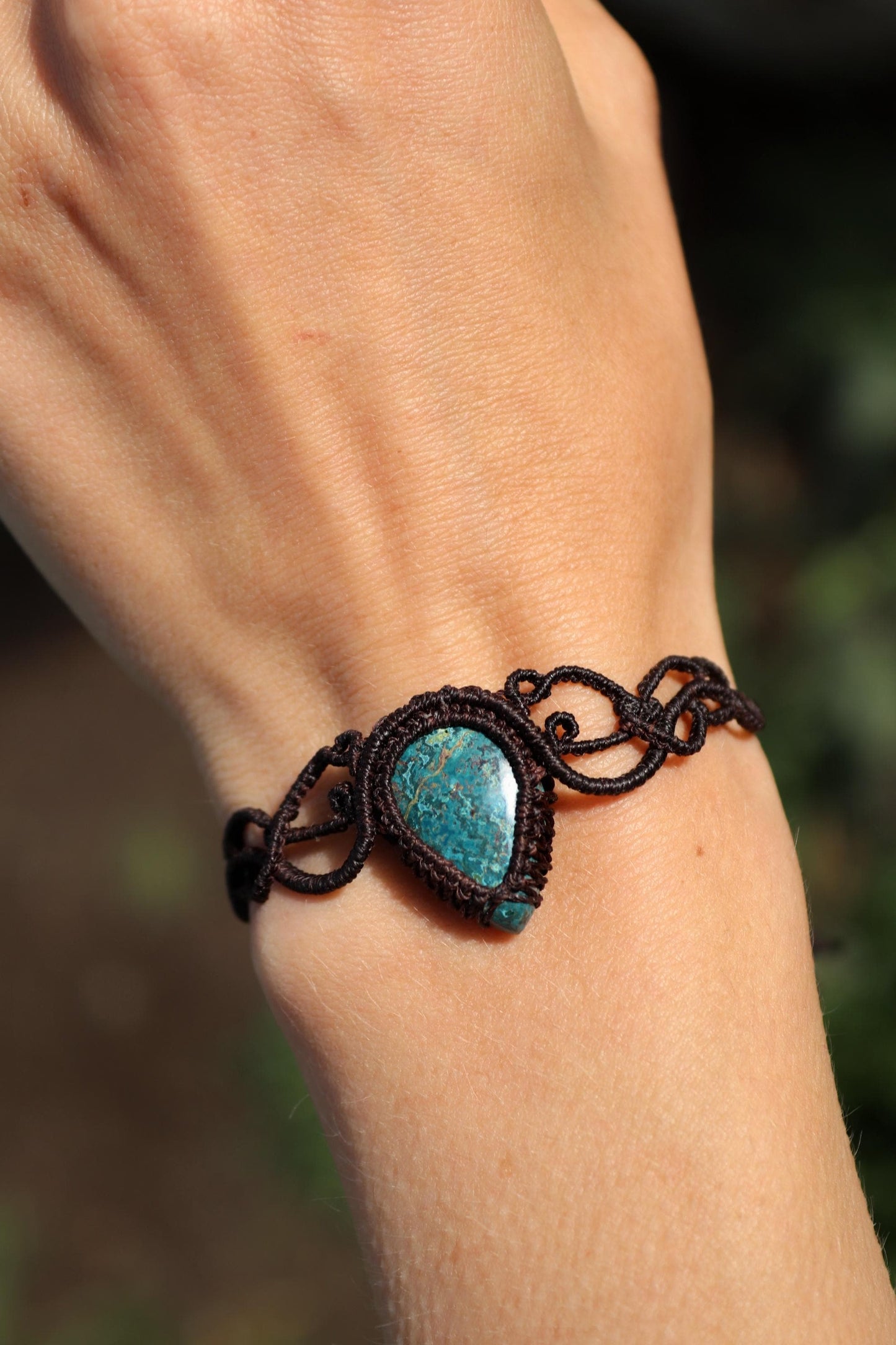 Shattuckit-Armband in blau-grüner Farbe ("petrol")