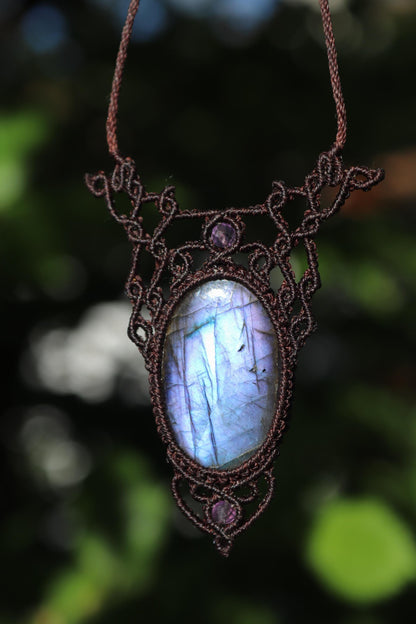 Lila LABRADORIT-Anhänger mit Amethystperlen