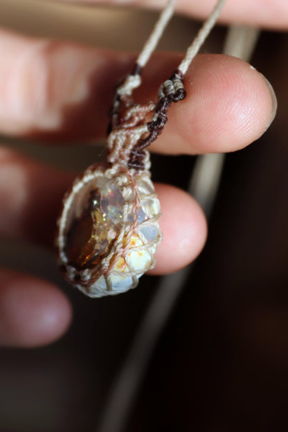 Durchscheinender mexikanischer OPAL-Anhänger
