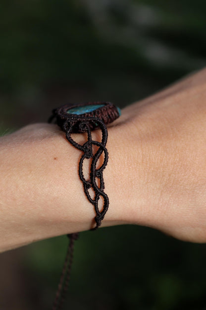 Shattuckit-Armband in blau-grüner Farbe ("petrol")