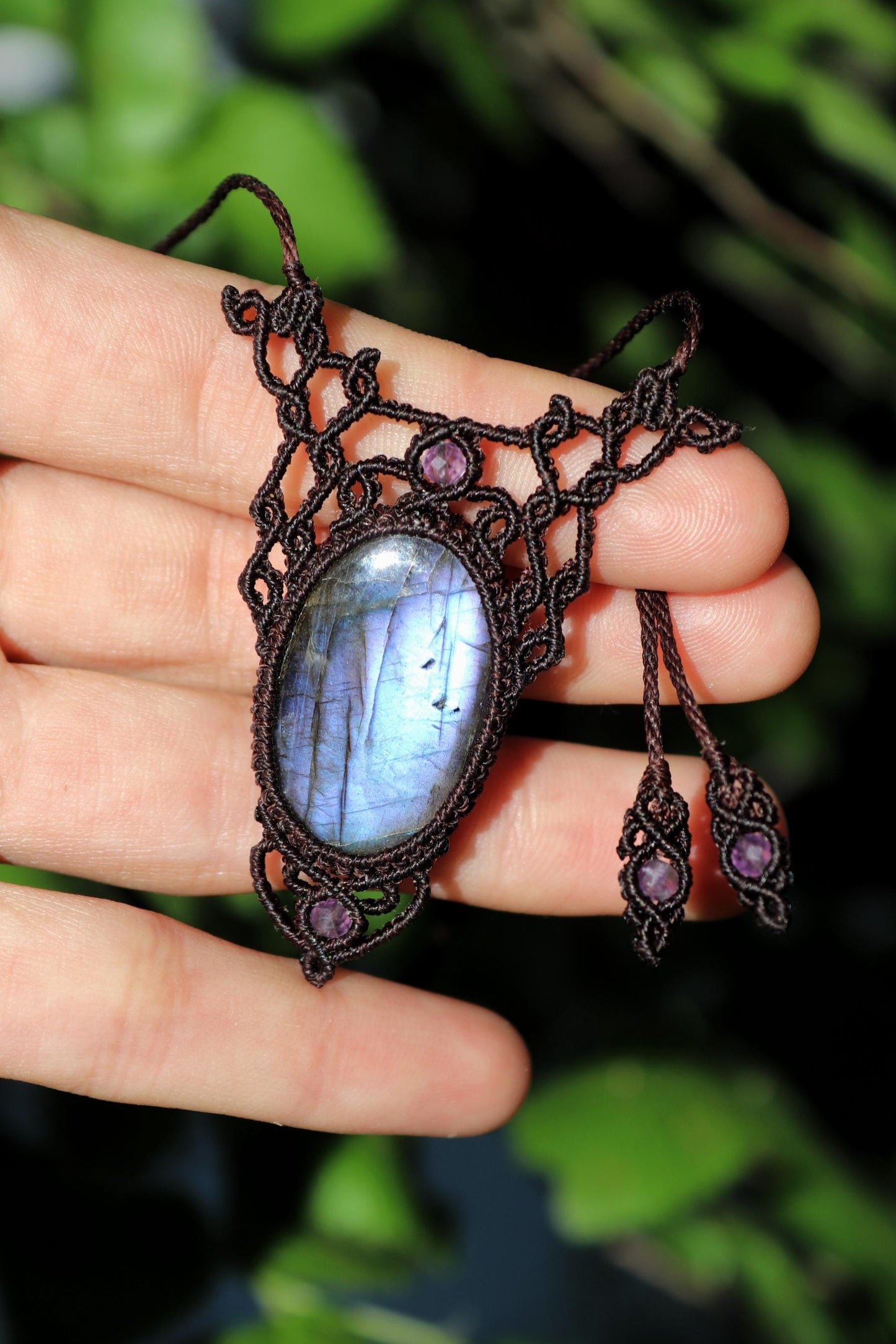 Lila LABRADORIT-Anhänger mit Amethystperlen