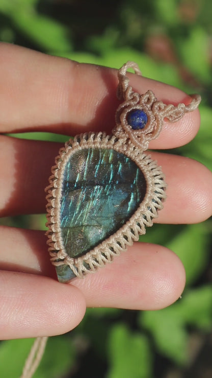 Clean sky blue Labradorite pendant with lapis lazuli beads