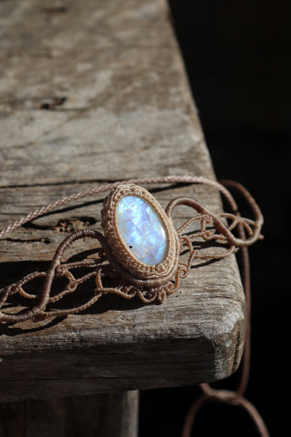 Tiara mit blauem Mondstein, Haarschmuck