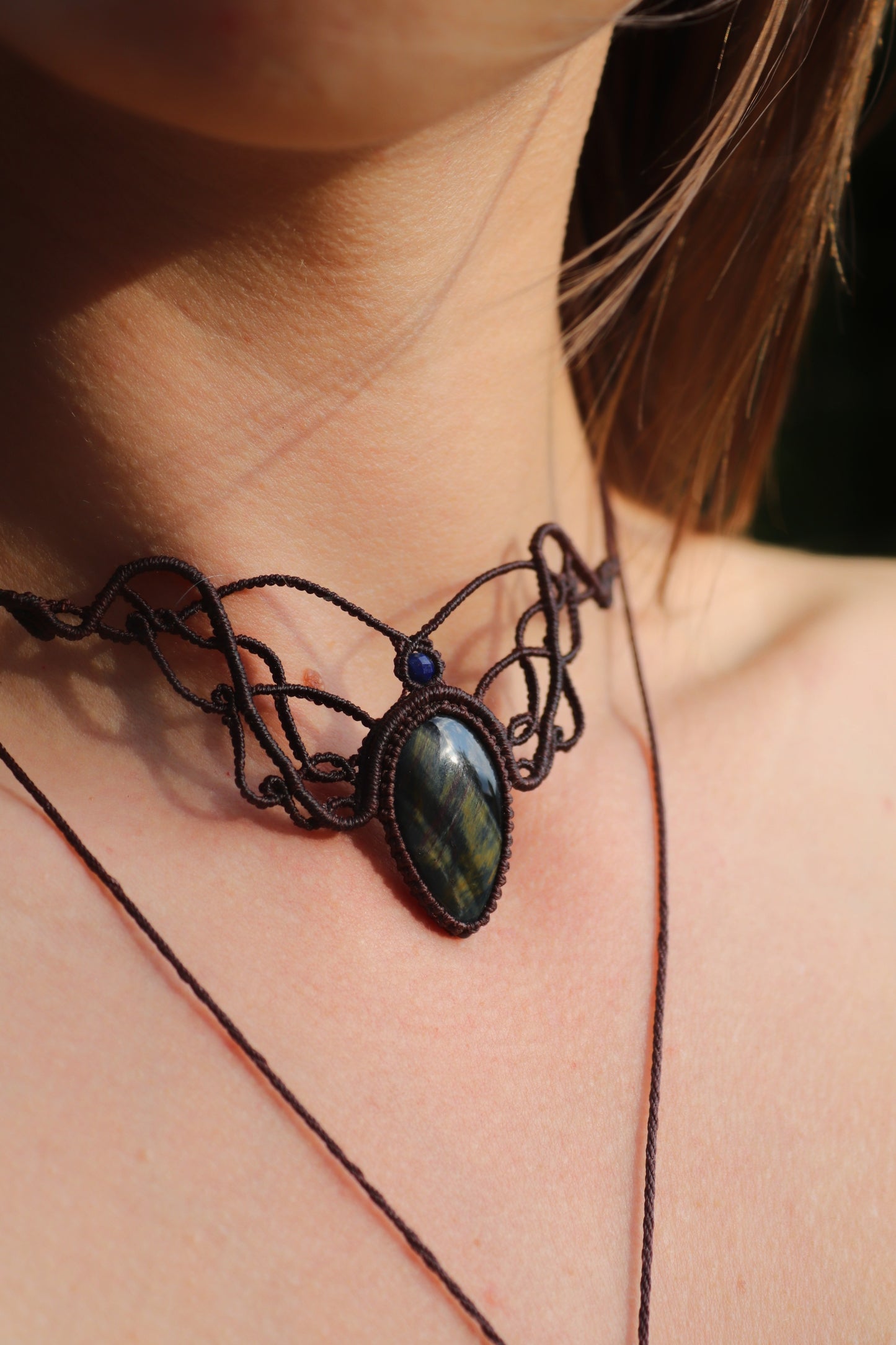 Blauer Tigerauge-Choker (Falkenauge) mit Lapislazuli-Perlen
