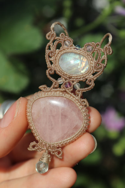 Pendentif en quartz rose et pierre de lune avec goutte d'aigue-marine