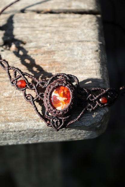 Feueropal-Choker (Rot) mit Cornalin-Perlen