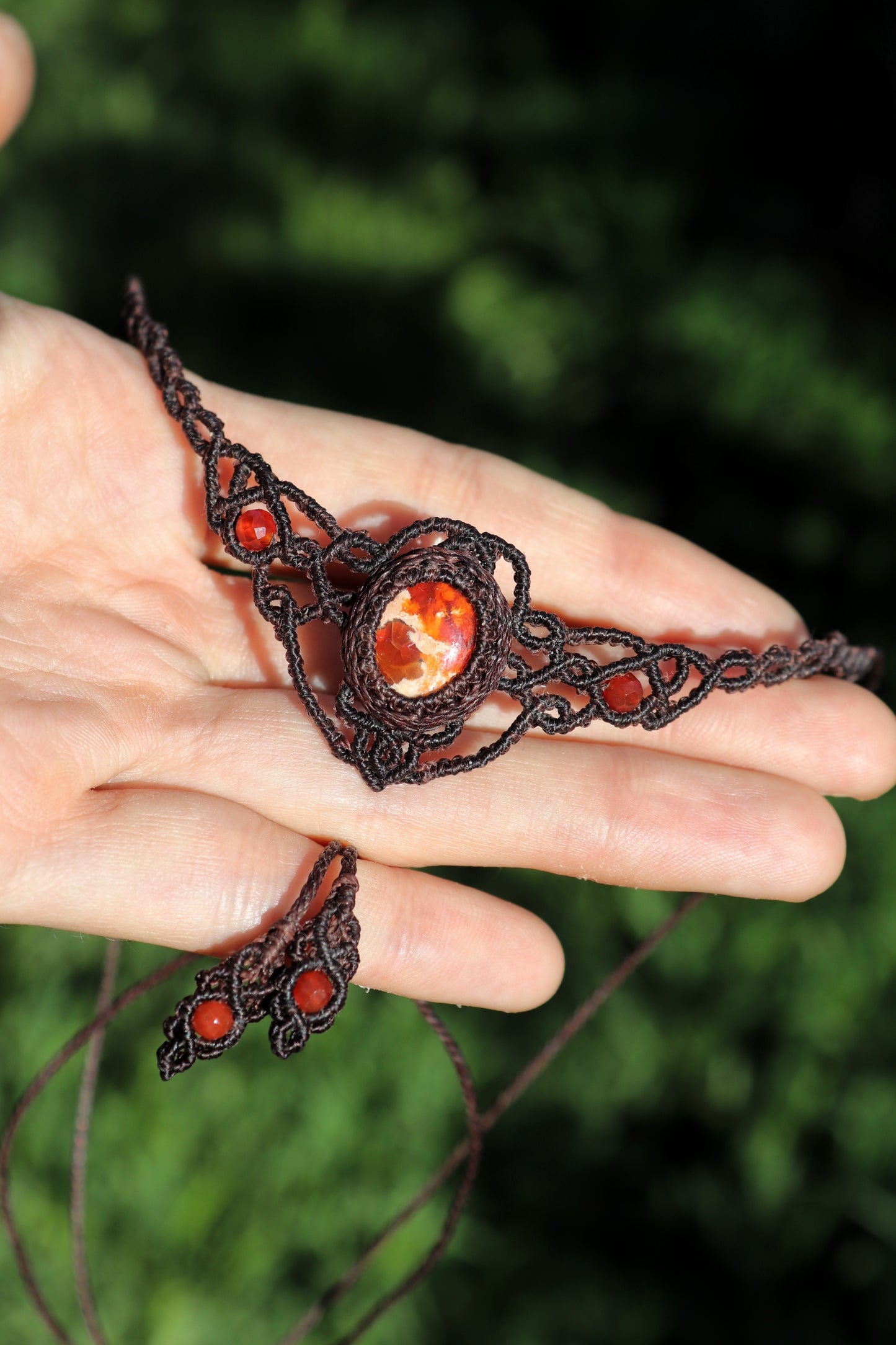 Feueropal-Choker (Rot) mit Cornalin-Perlen