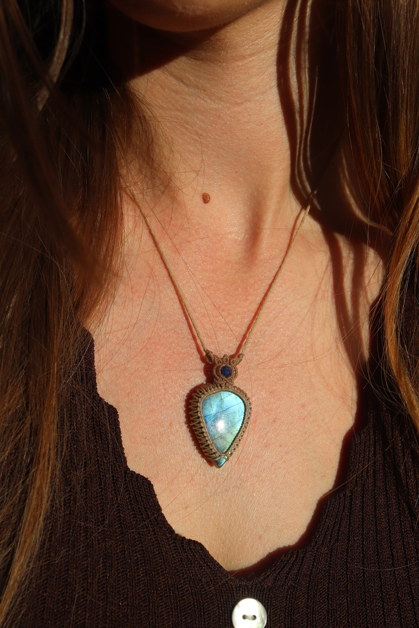 Clean sky blue Labradorite pendant with lapis lazuli beads
