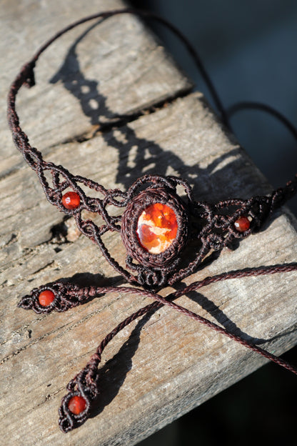 Feueropal-Choker (Rot) mit Cornalin-Perlen