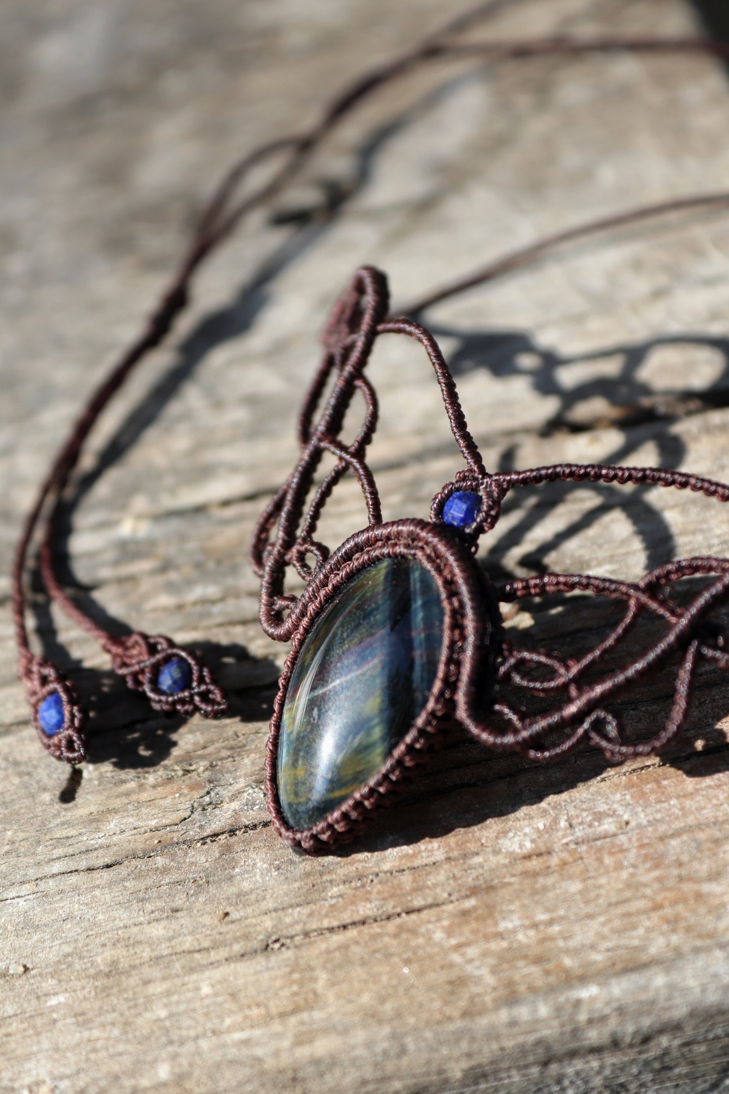 Blauer Tigerauge-Choker (Falkenauge) mit Lapislazuli-Perlen