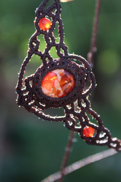 Feueropal-Choker (Rot) mit Cornalin-Perlen