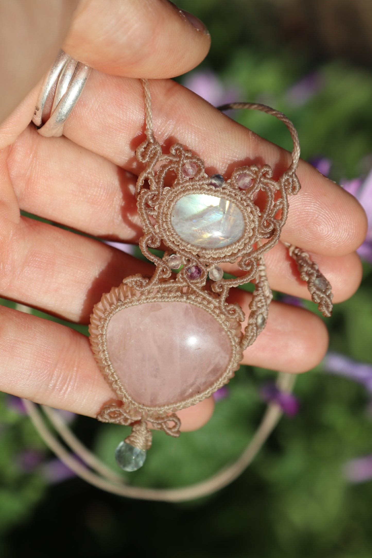 Pendentif en quartz rose et pierre de lune avec goutte d'aigue-marine