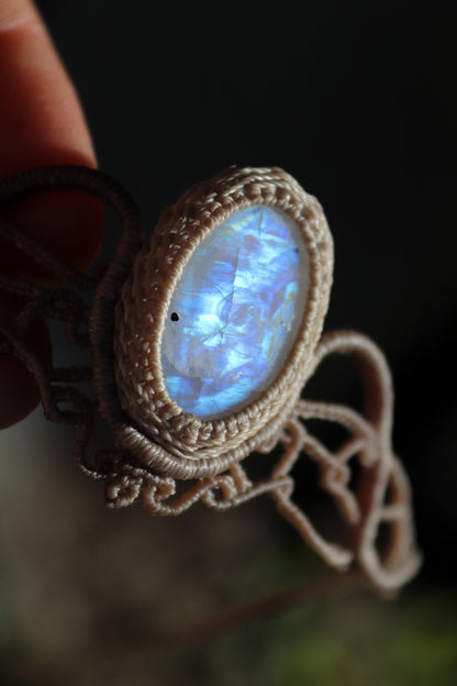Tiara mit blauem Mondstein, Haarschmuck