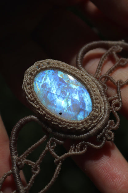 Tiara mit blauem Mondstein, Haarschmuck